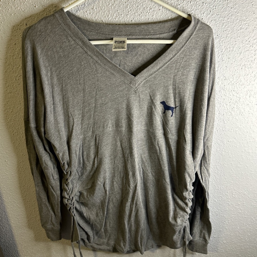 Long sleeve grey PINK shirt.